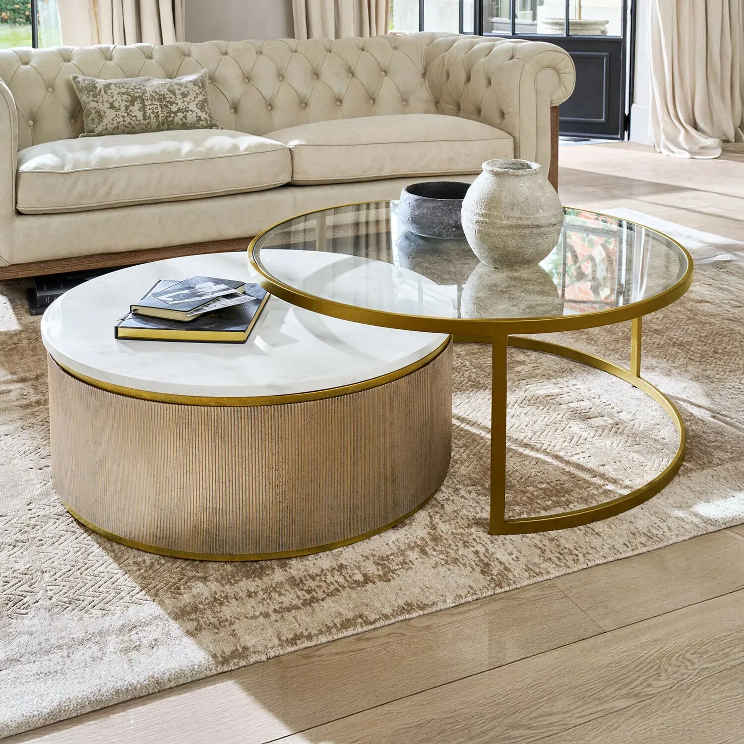 Illustration numéro 2 du produit Lot de 2 tables basses Venshire