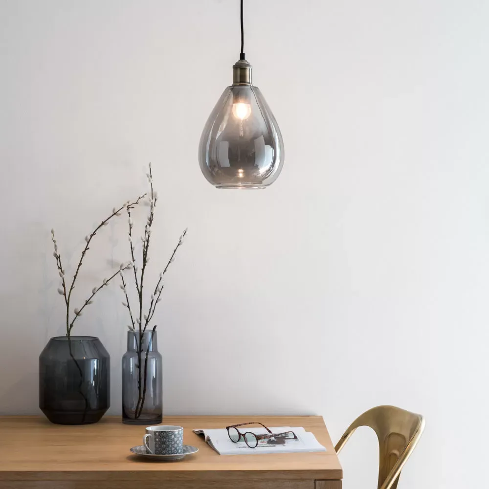 Illustration numéro 2 du produit Suspension industrielle en verre teinté gris