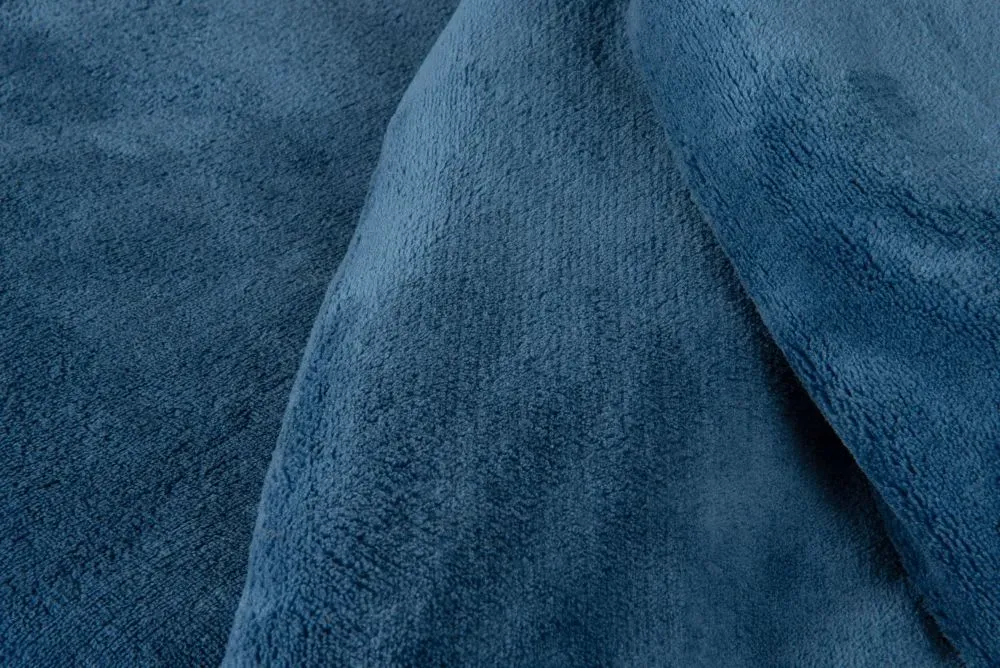 Illustration numéro 2 du produit Plaid polaire en polyester recyclé bleu 150x230