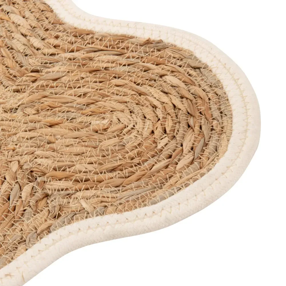 Illustration numéro 2 du produit Tapis os en jacinthe d'eau tressée