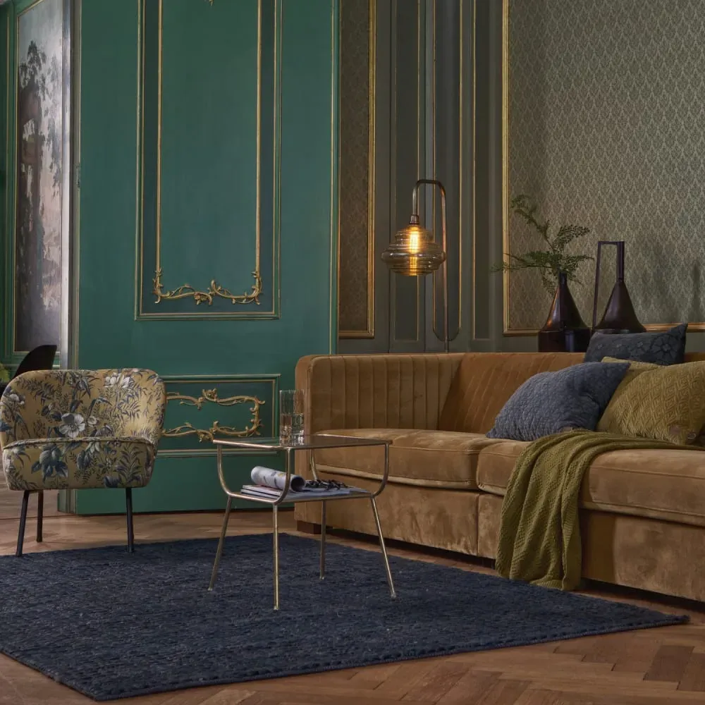 Illustration numéro 2 du produit Table d'appoint en métal et verre laiton