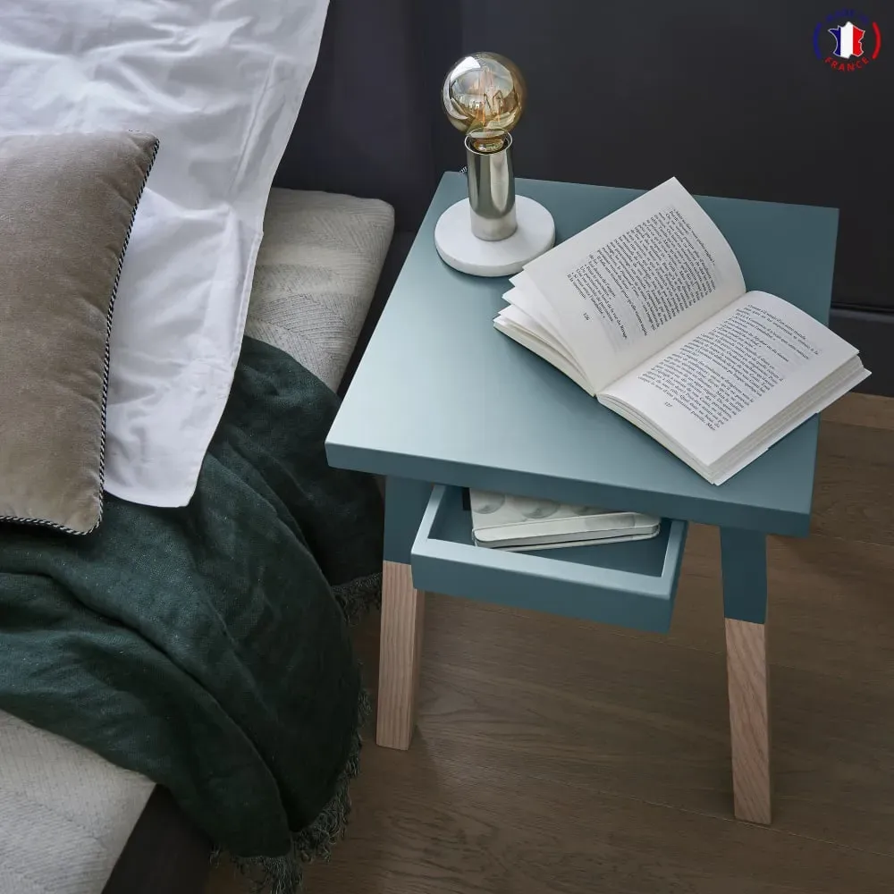 Illustration numéro 2 du produit 2 chevets laqués avec tiroir en frêne, plateau 40 cm