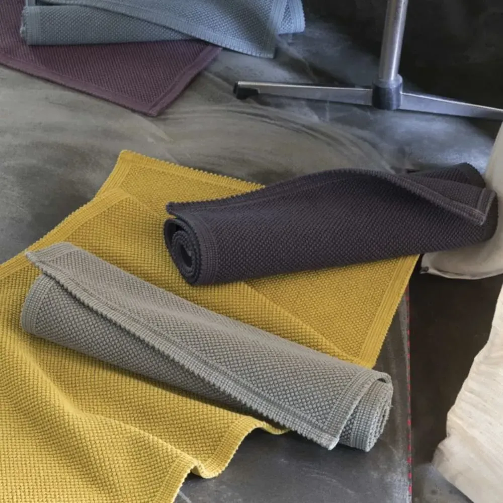 Illustration numéro 2 du produit Tapis de bain en Coton jaune 54x64 cm