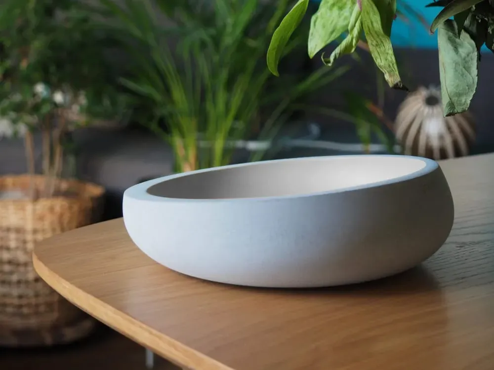 Illustration numéro 2 du produit Videpoche en béton naturel