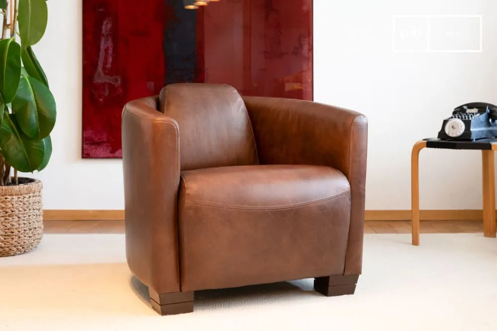 Illustration numéro 2 du produit Fauteuil club en cuir marron