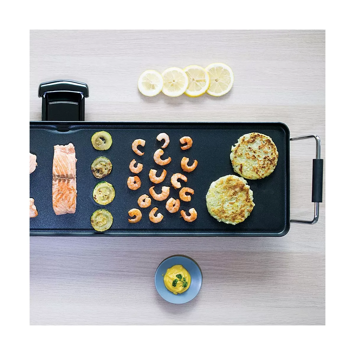 Illustration numéro 2 du produit Plancha Teppan Yaki grill 90 cm en métal noir