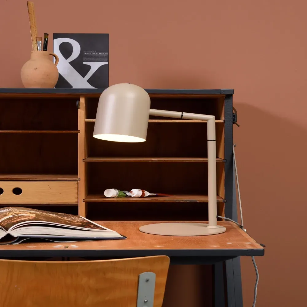 Illustration numéro 2 du produit Lampe de table beige H45cm