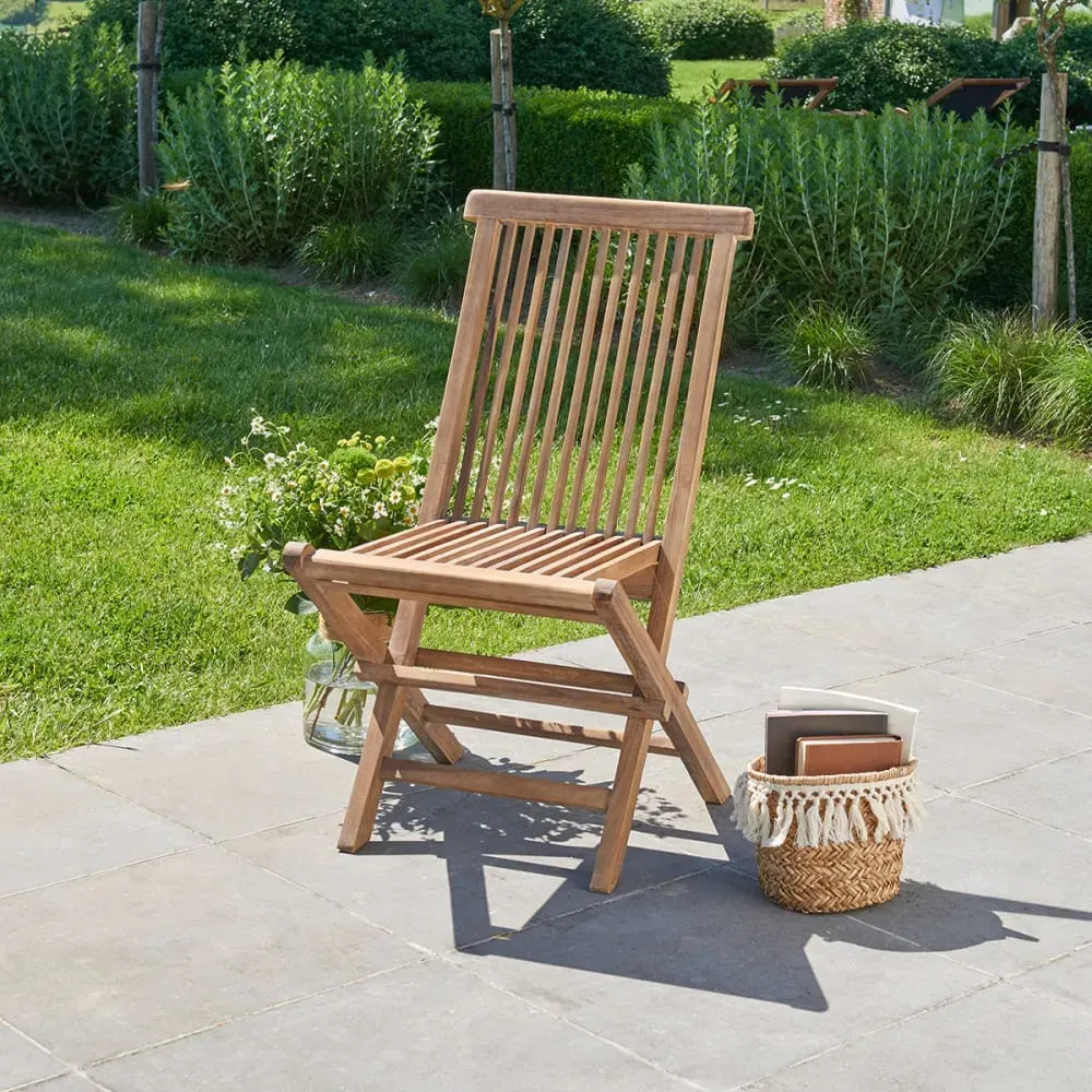 Illustration numéro 2 du produit Chaise de jardin en teck huilé massif pliante