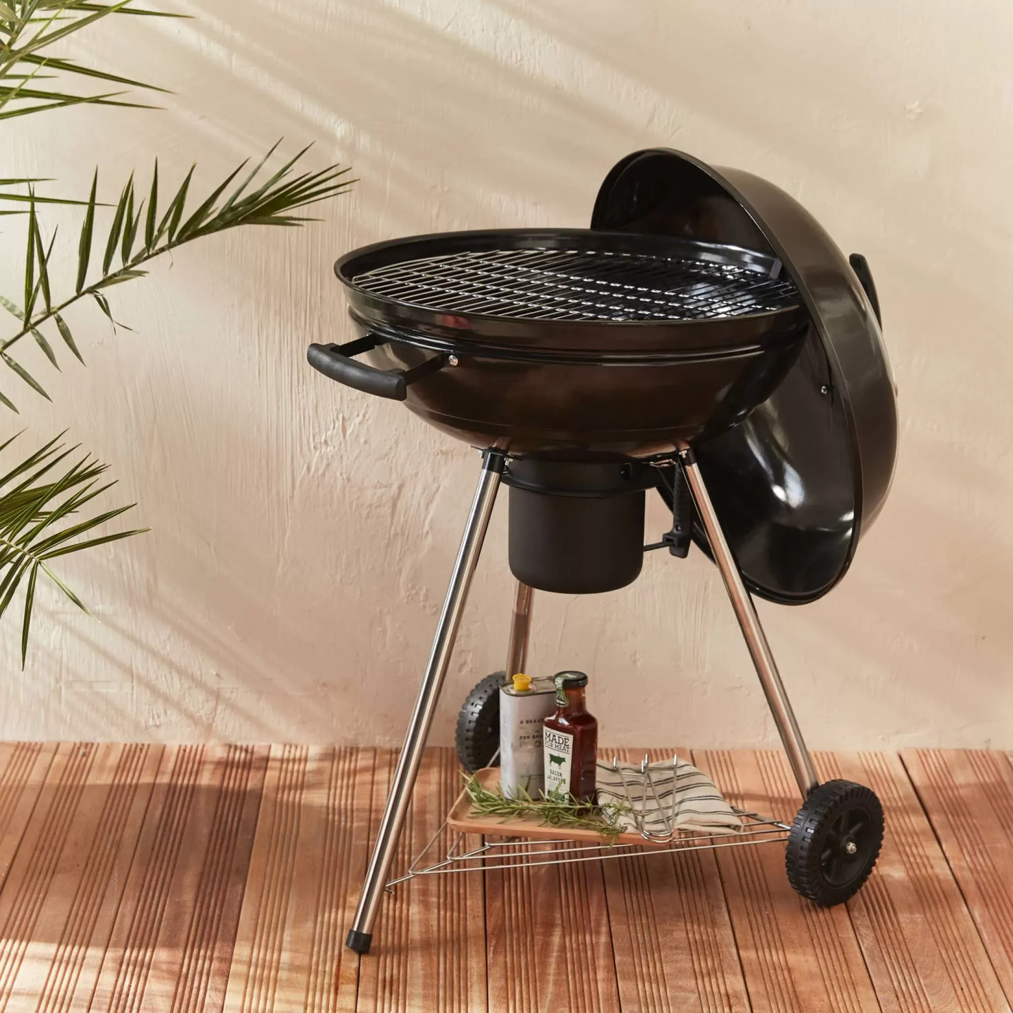 Illustration numéro 2 du produit Barbecue charbon de bois ⌀57cm georges noir récupérateur de cendres