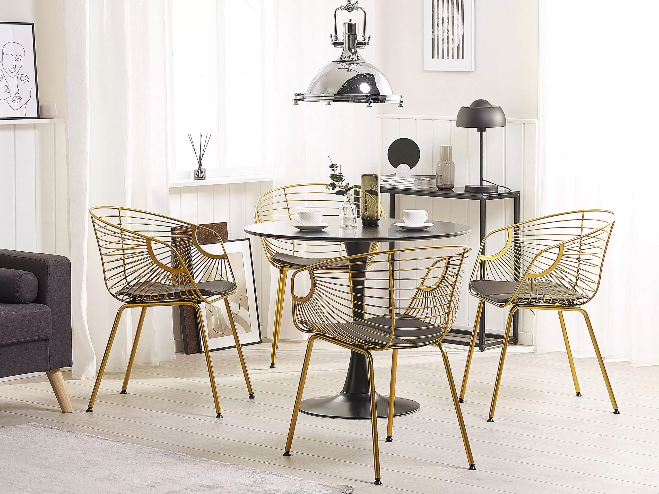 Illustration numéro 2 du produit Lot de 2 chaises de salle à manger en métal doré 60x79cm