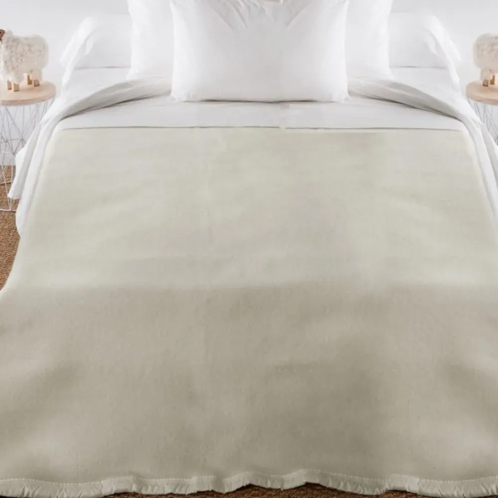 Illustration numéro 2 du produit Couverture coton lin 240x220 cm