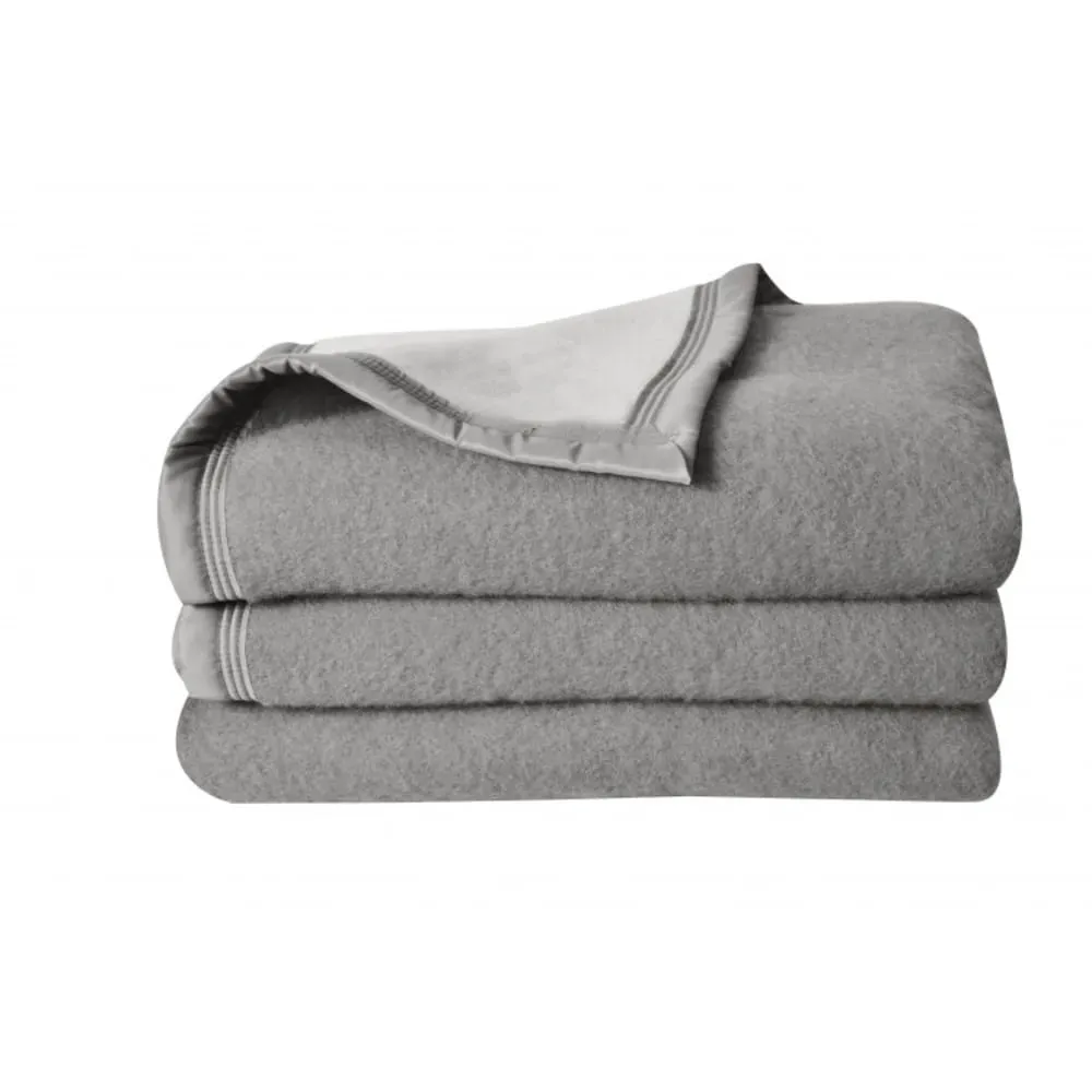 Illustration numéro 2 du produit Couverture coton anthracite 180x220 cm