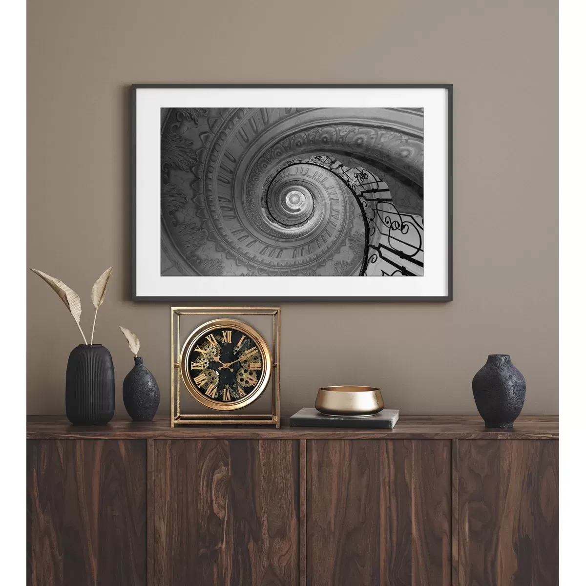 Illustration numéro 2 du produit Horloge mécanisme carrée en métal noir