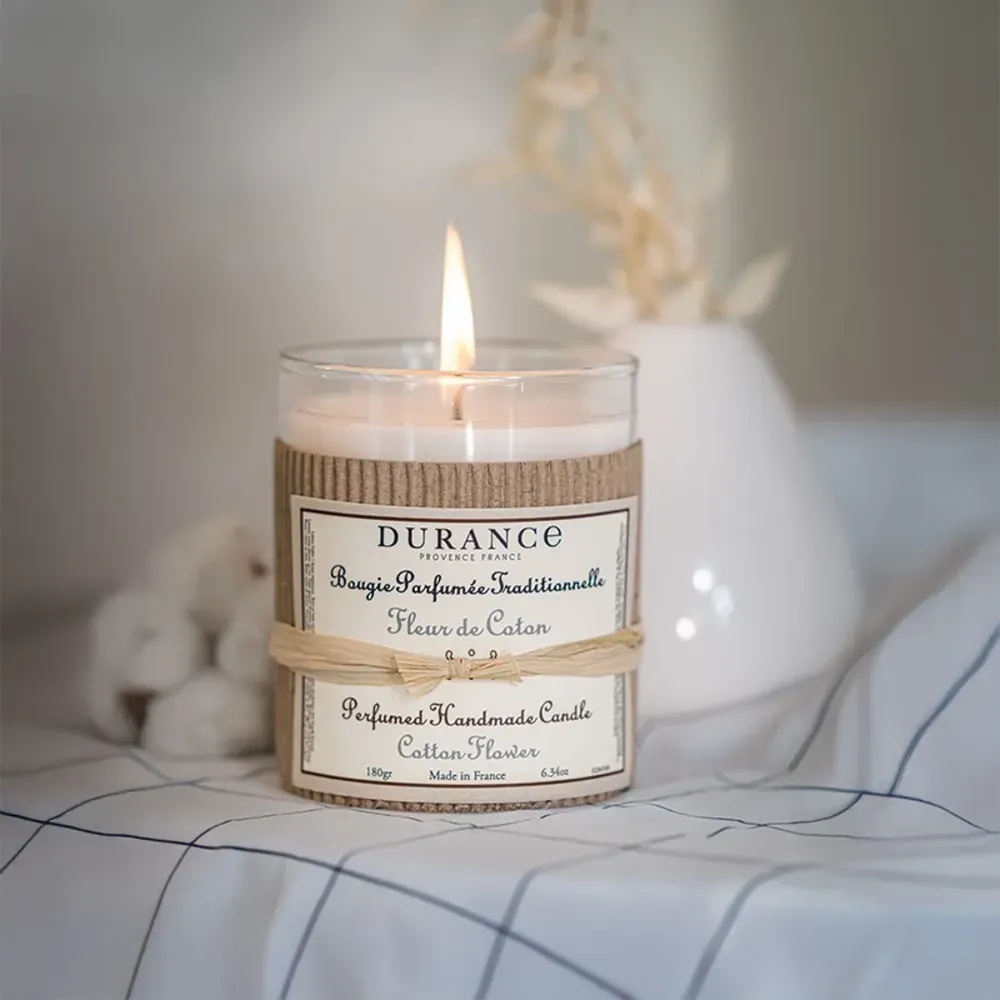 Illustration numéro 2 du produit Bougie parfumée fleur de coton