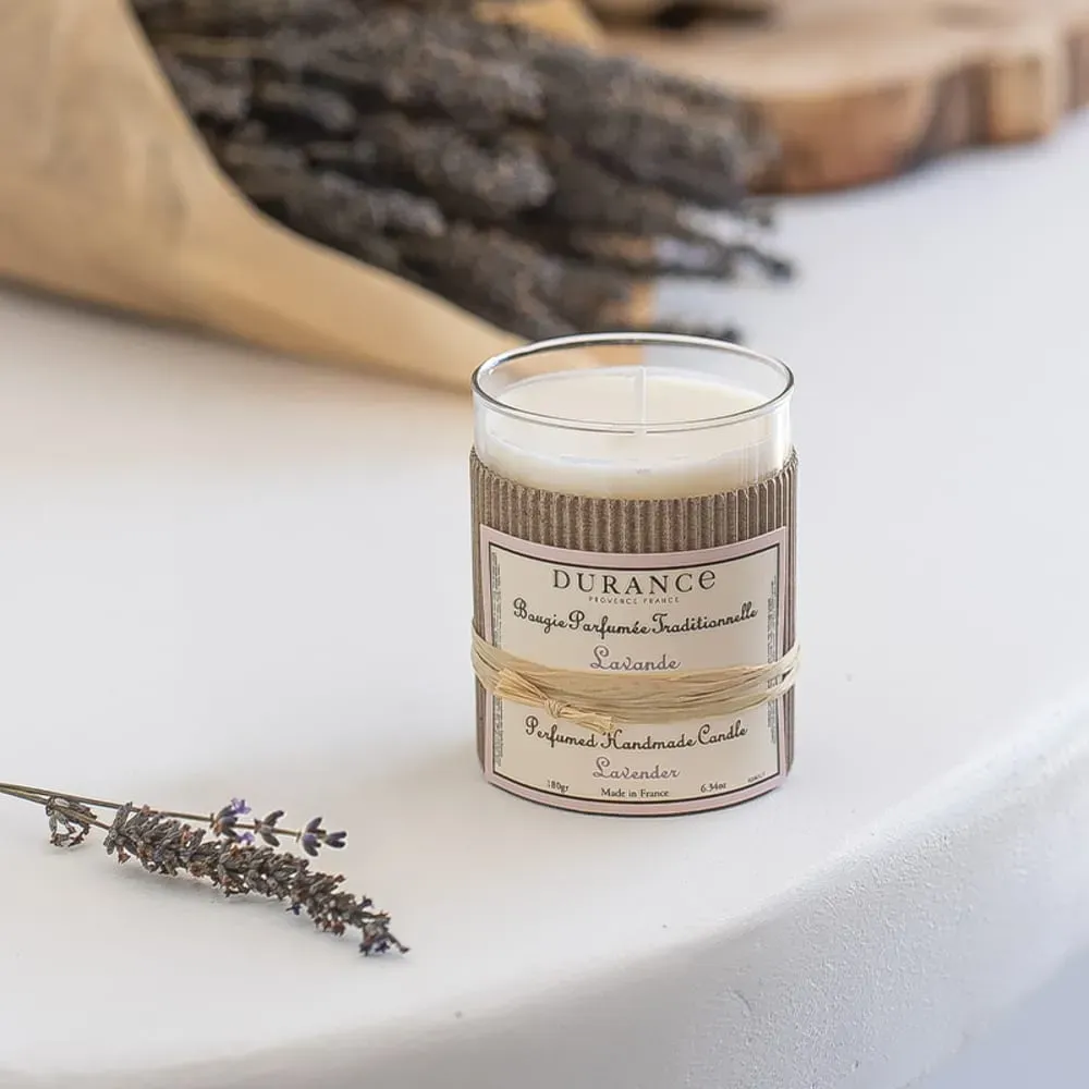 Illustration numéro 2 du produit Bougie parfumée lavande