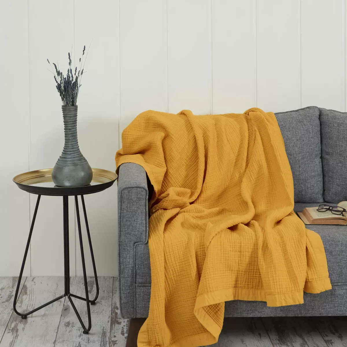 Illustration numéro 2 du produit Plaid gansé en gaze de coton  miel 130x170 cm