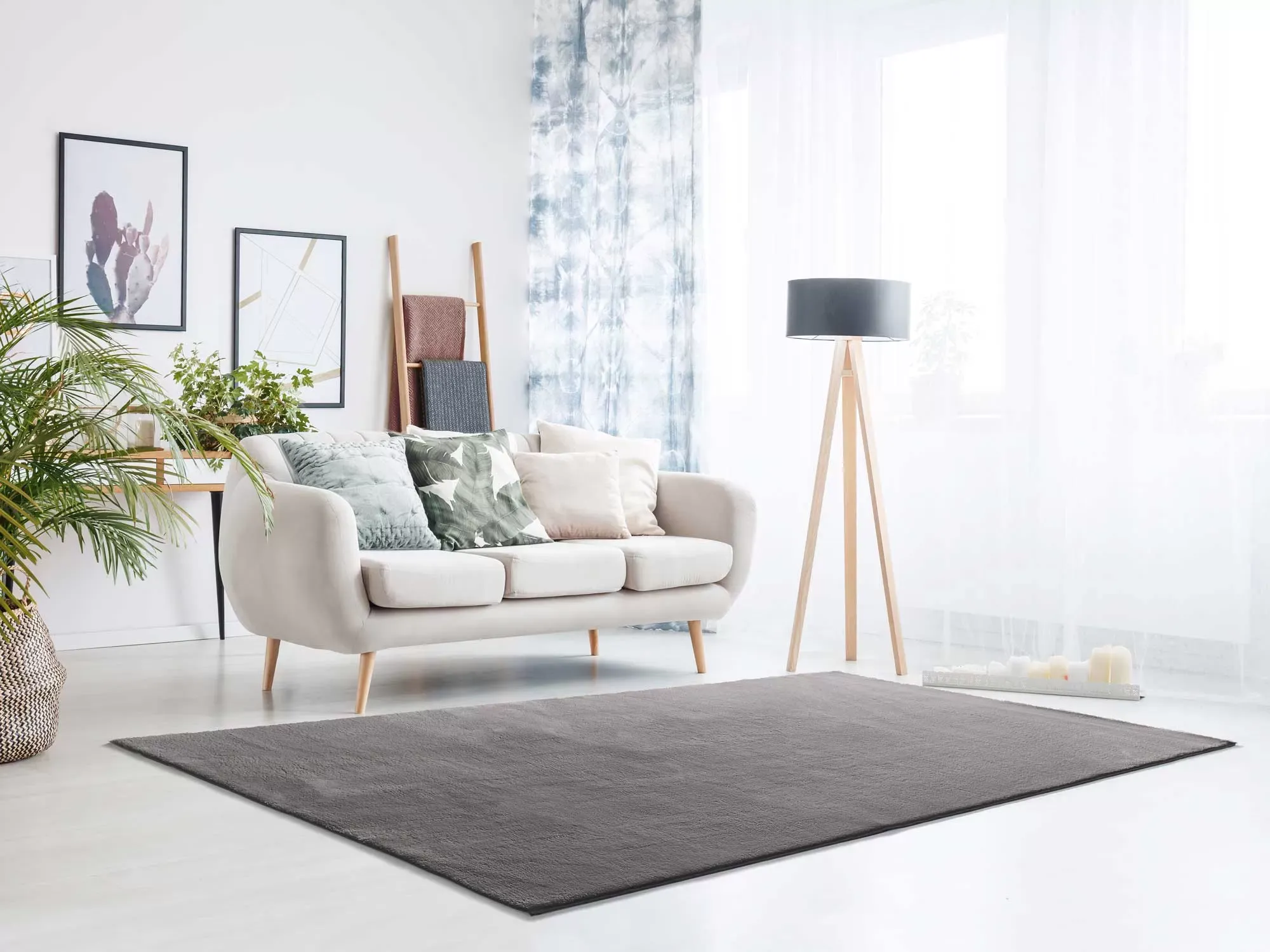 Illustration numéro 2 du produit Tapis lavable anthracite antidérapant 80x150 cm