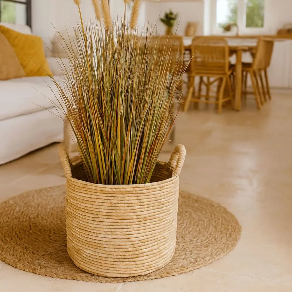 Illustration numéro 2 du produit Panier en abaca avec poignées 38cm