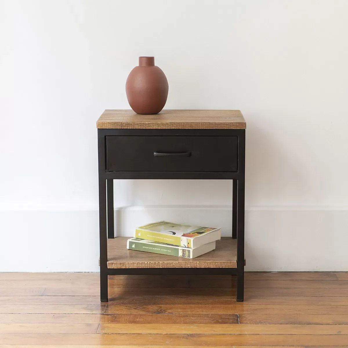 Illustration numéro 2 du produit Chevet métal et manguier 1 tiroir