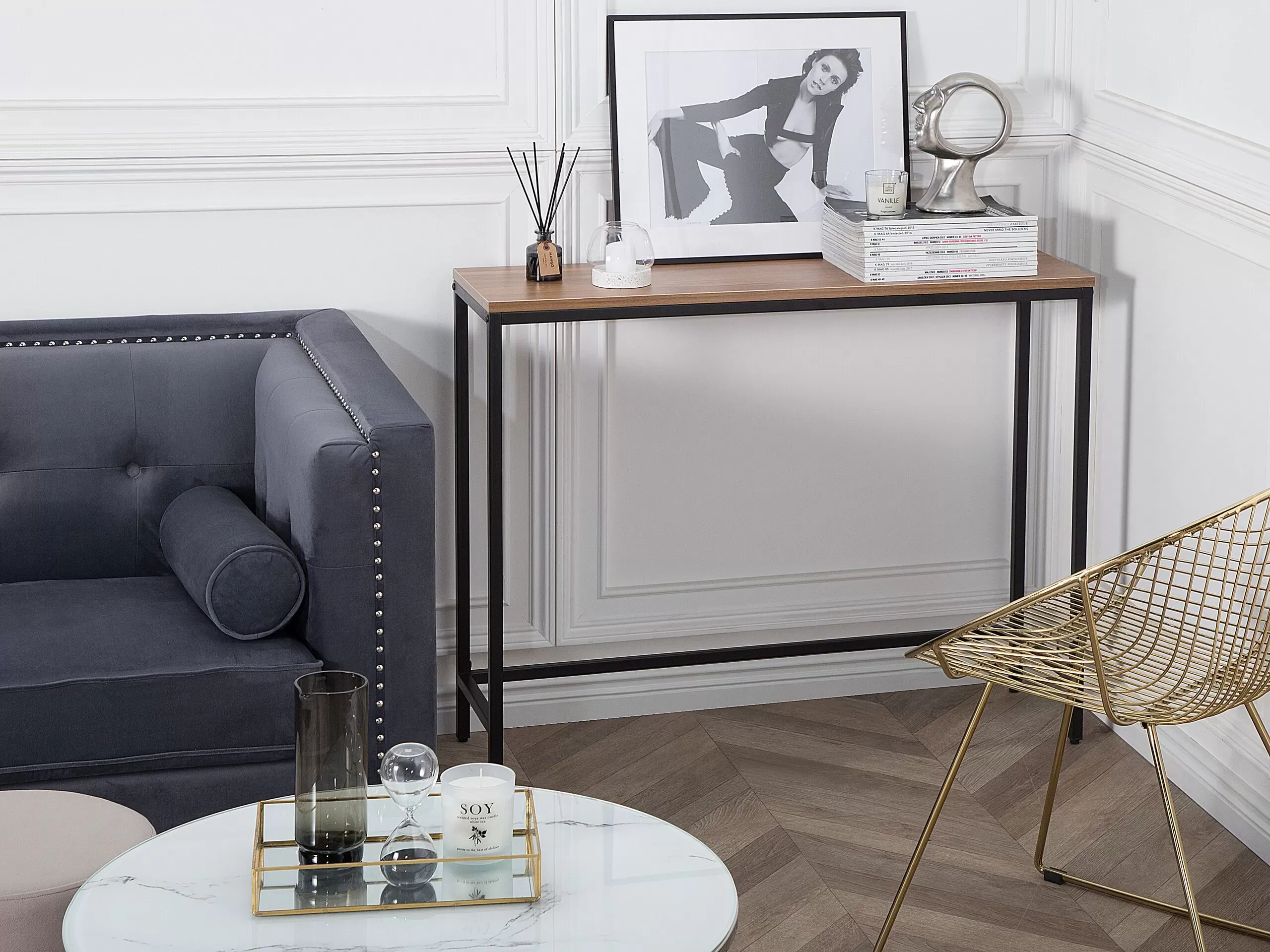 Illustration numéro 2 du produit Console marron foncé