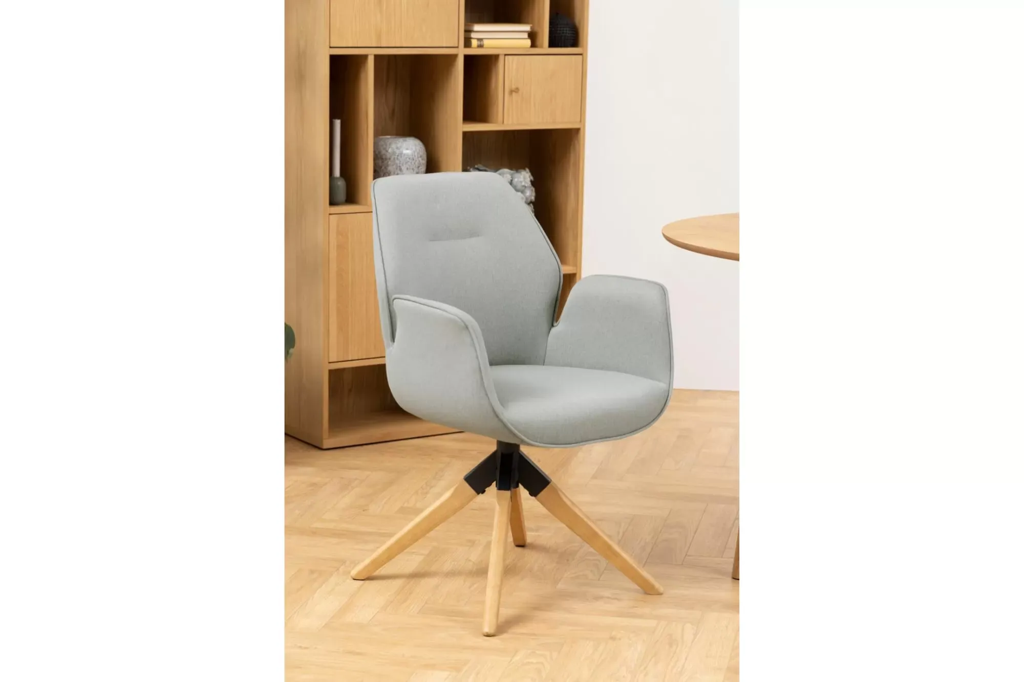 Illustration numéro 2 du produit Fauteuil de salle à manger tissu et bois clair gris