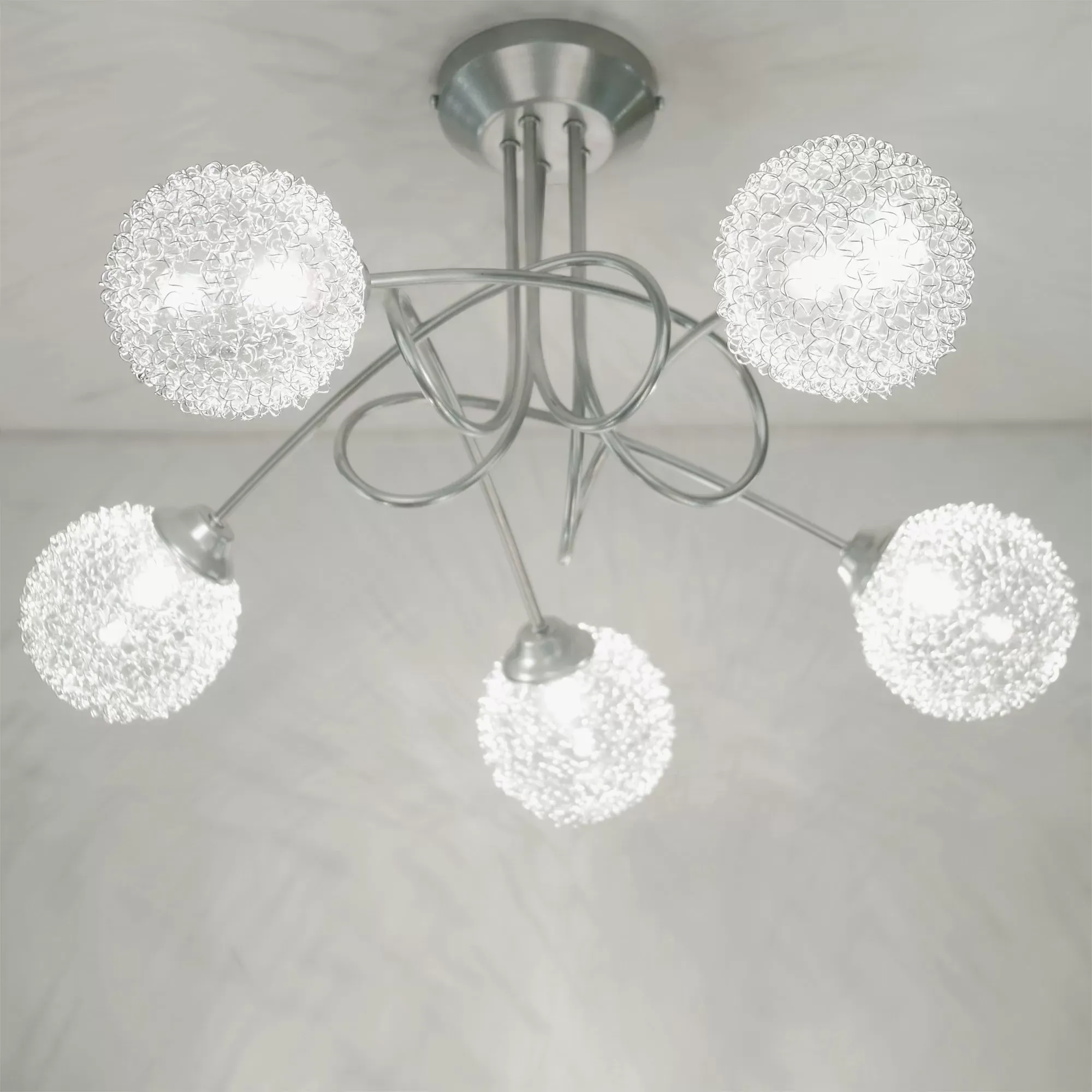 Illustration numéro 2 du produit Lustre métal aluminium