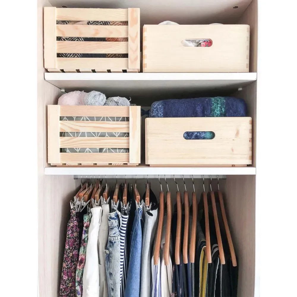 Illustration numéro 2 du produit Caisse en bois de rangement 40 x 30 x 14 cm