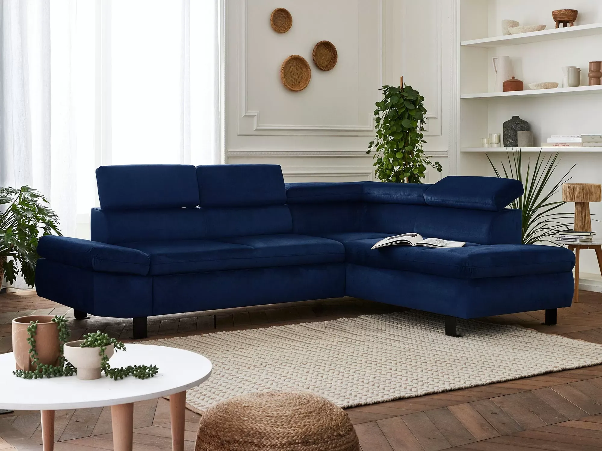 Illustration numéro 2 du produit Canapé d'angle droit convertible 5 places en velours bleu nuit