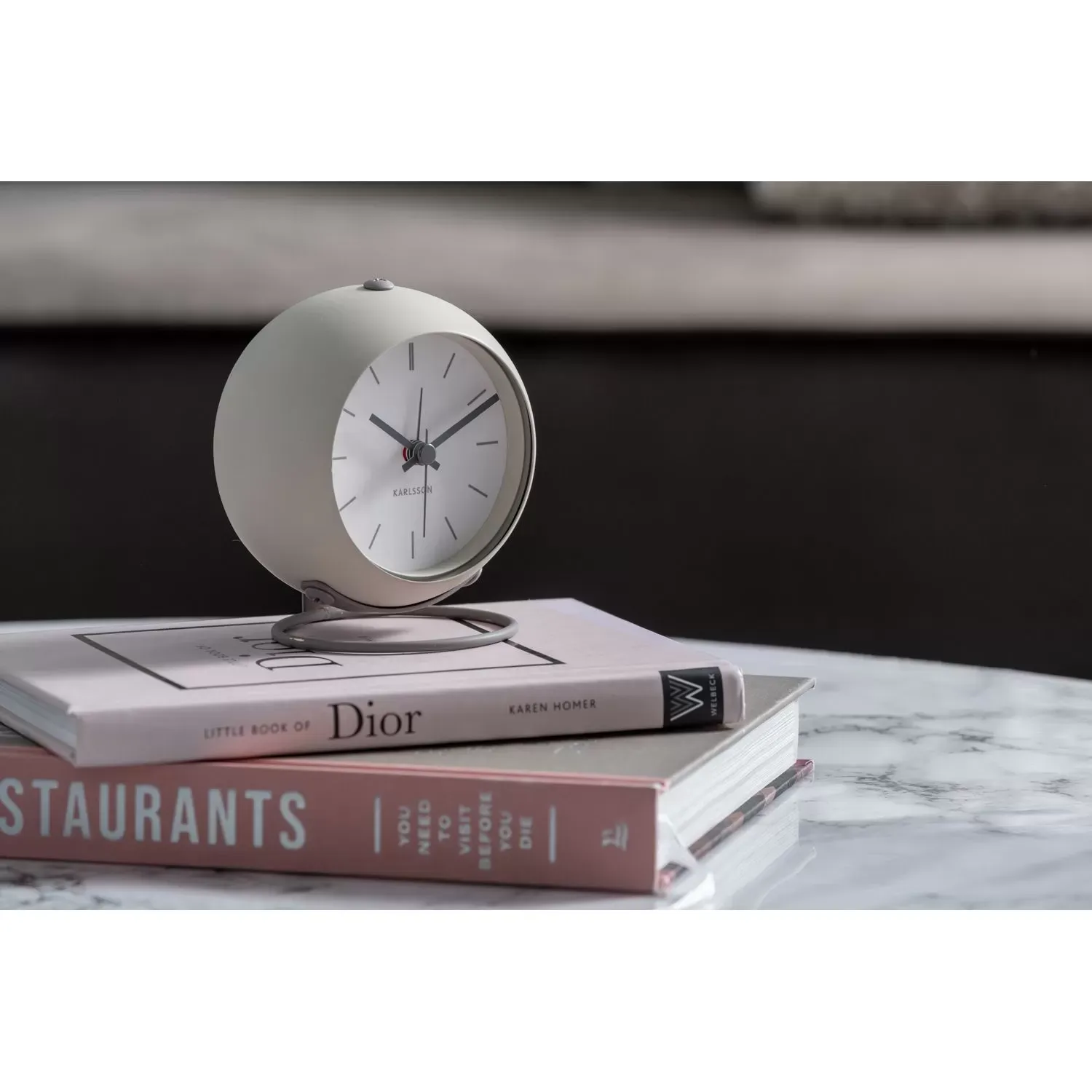 Illustration numéro 2 du produit Réveil fer gris Ø9,5cm