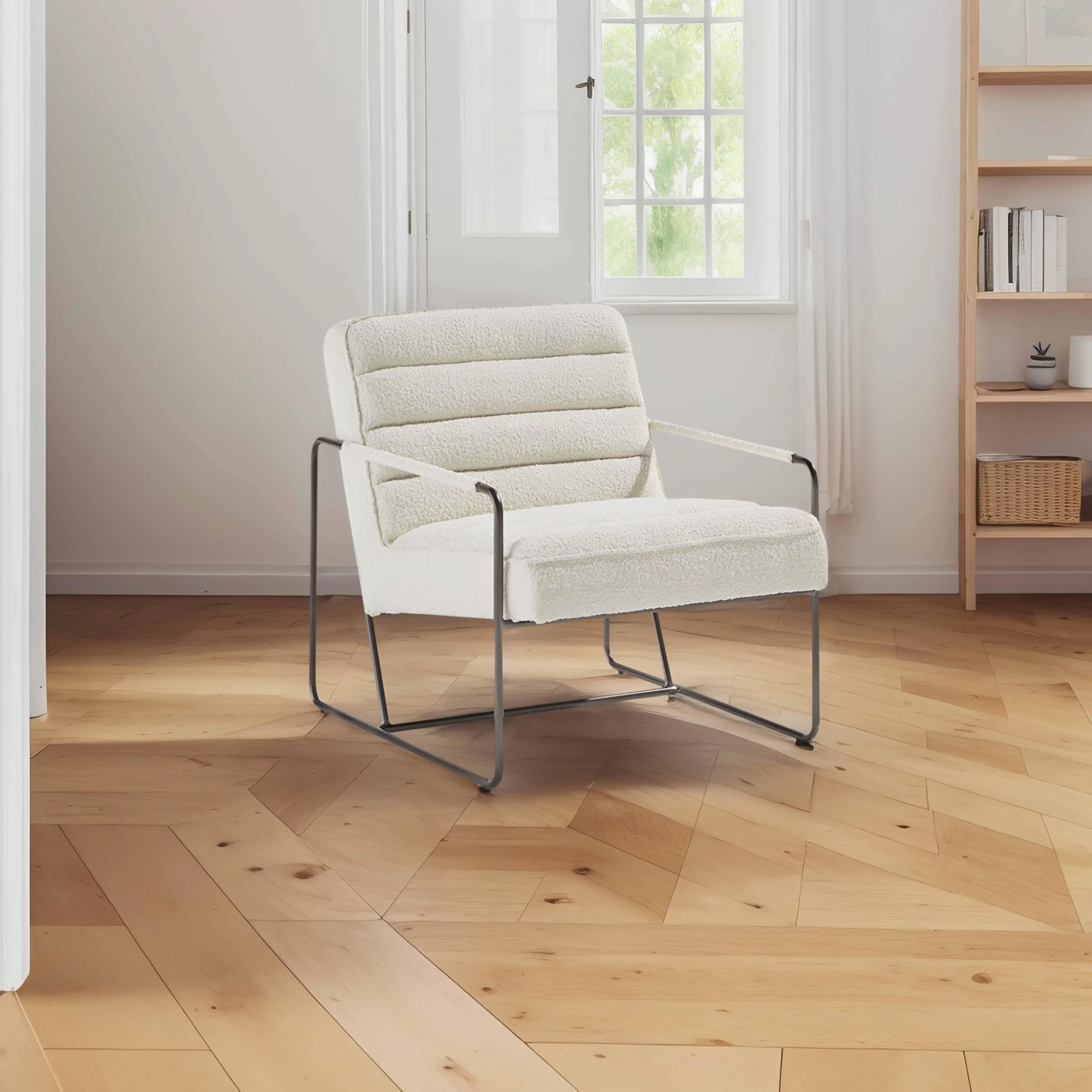 Illustration numéro 2 du produit Fauteuil en tissu bouclette ivoire