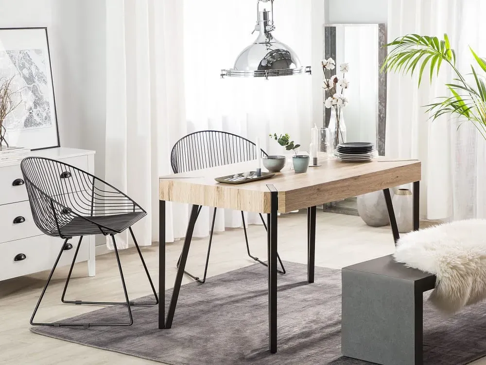 Illustration numéro 2 du produit Table de repas marron clair 130 cm 80 cm