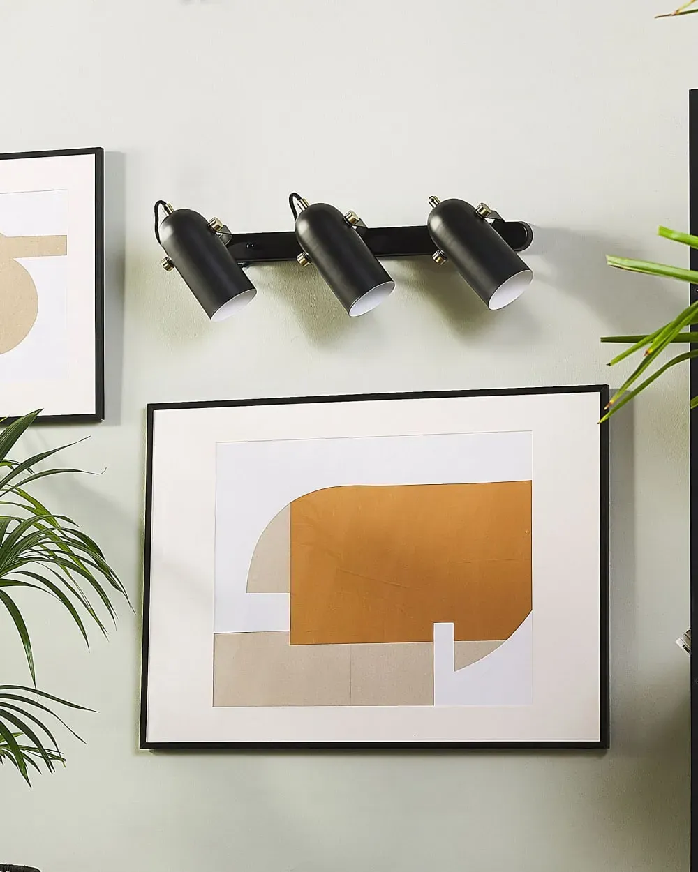 Illustration numéro 2 du produit Spot à 3 lumières réglable métal noir