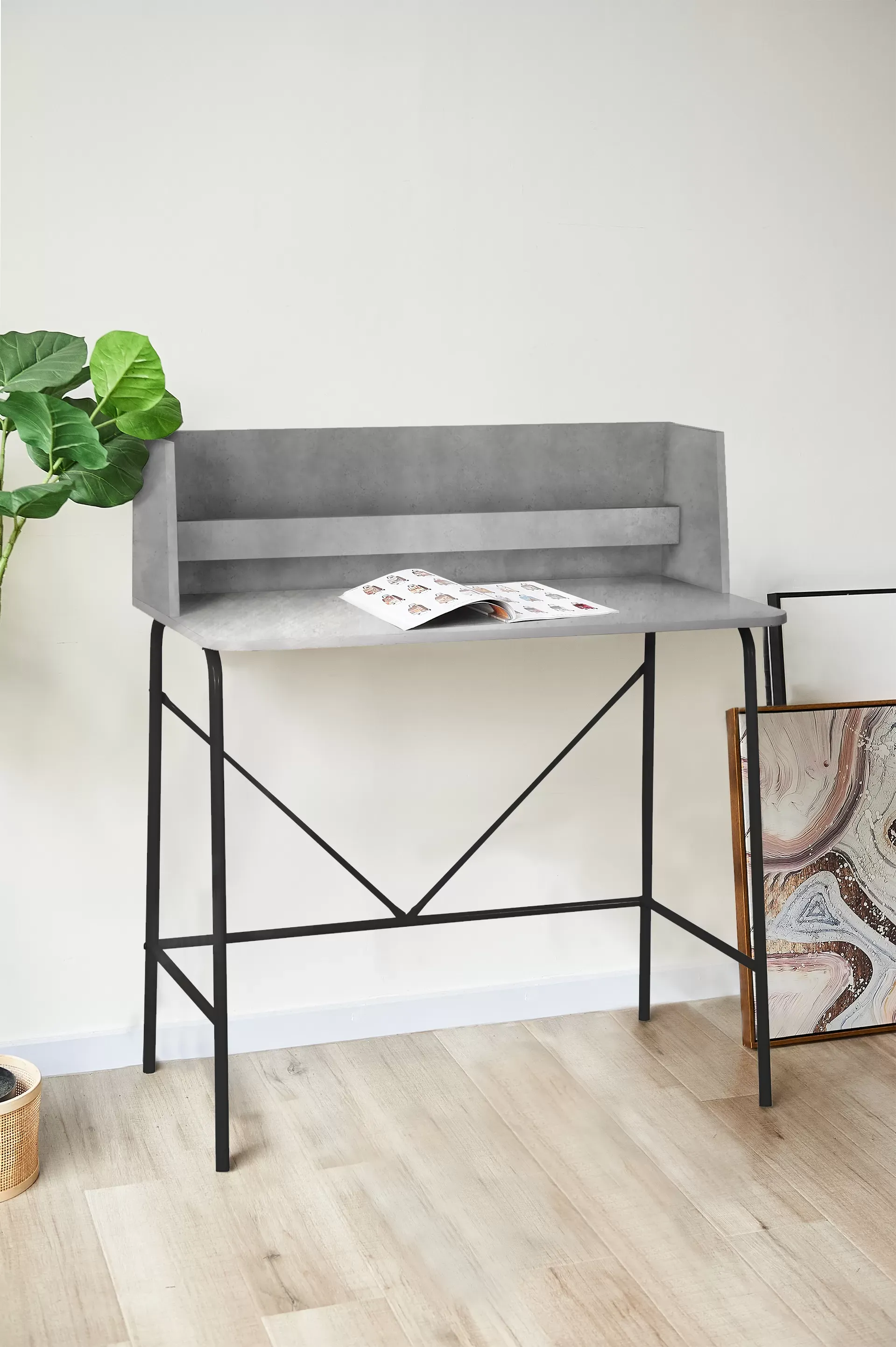 Illustration numéro 2 du produit Bureau en métal et bois gris