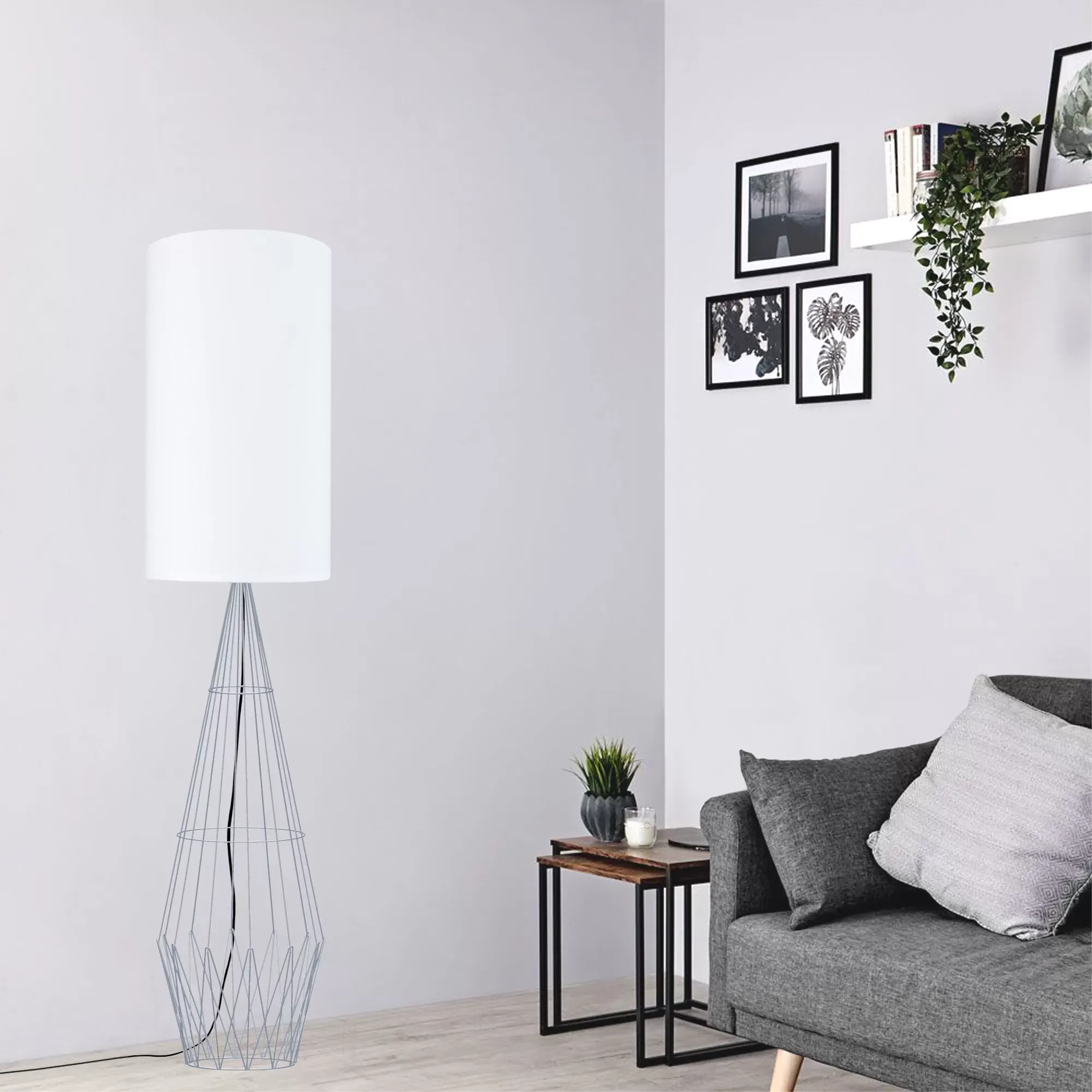 Illustration numéro 2 du produit Lampadaire métal aluminium