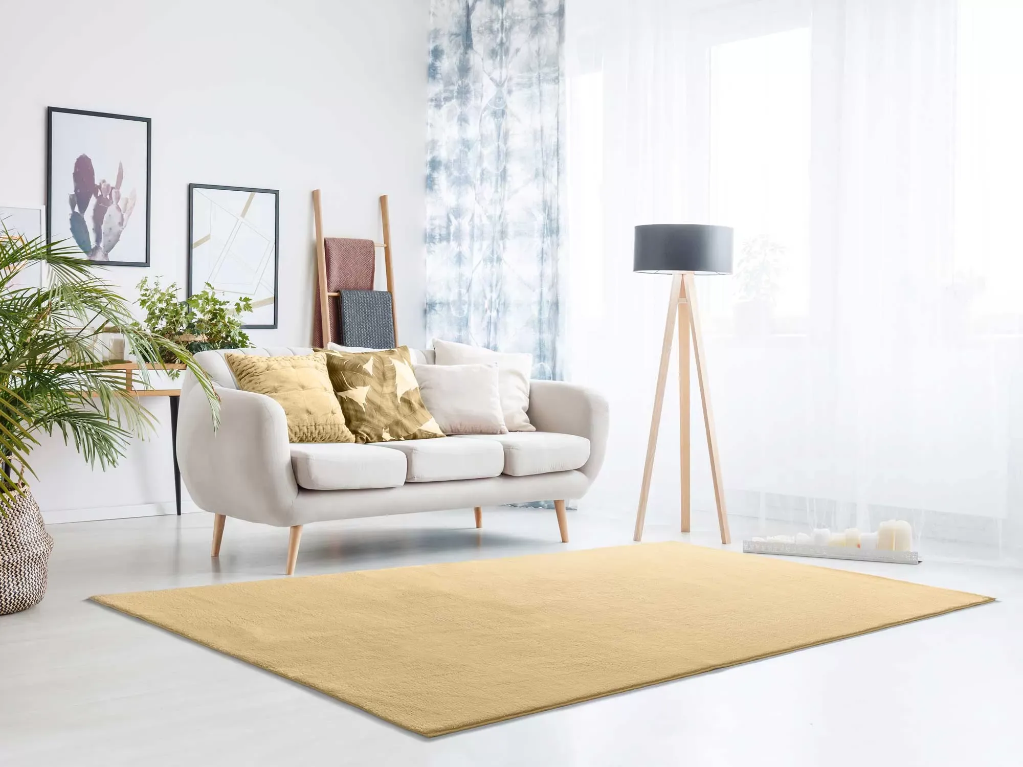 Illustration numéro 2 du produit Tapis lavable moutarde antidérapant 120x170 cm