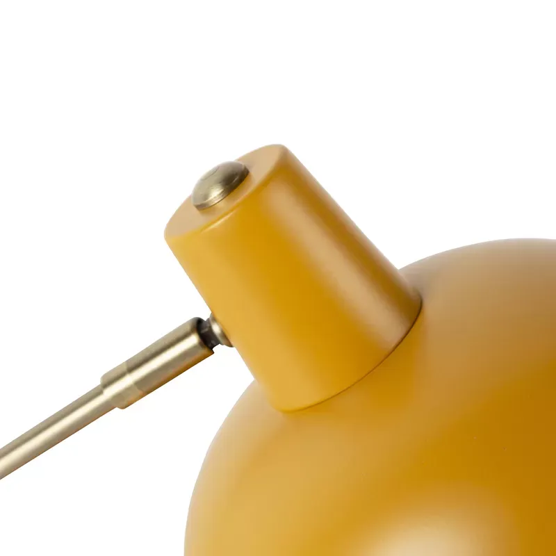 Illustration numéro 2 du produit Lampe de table en métal jaune