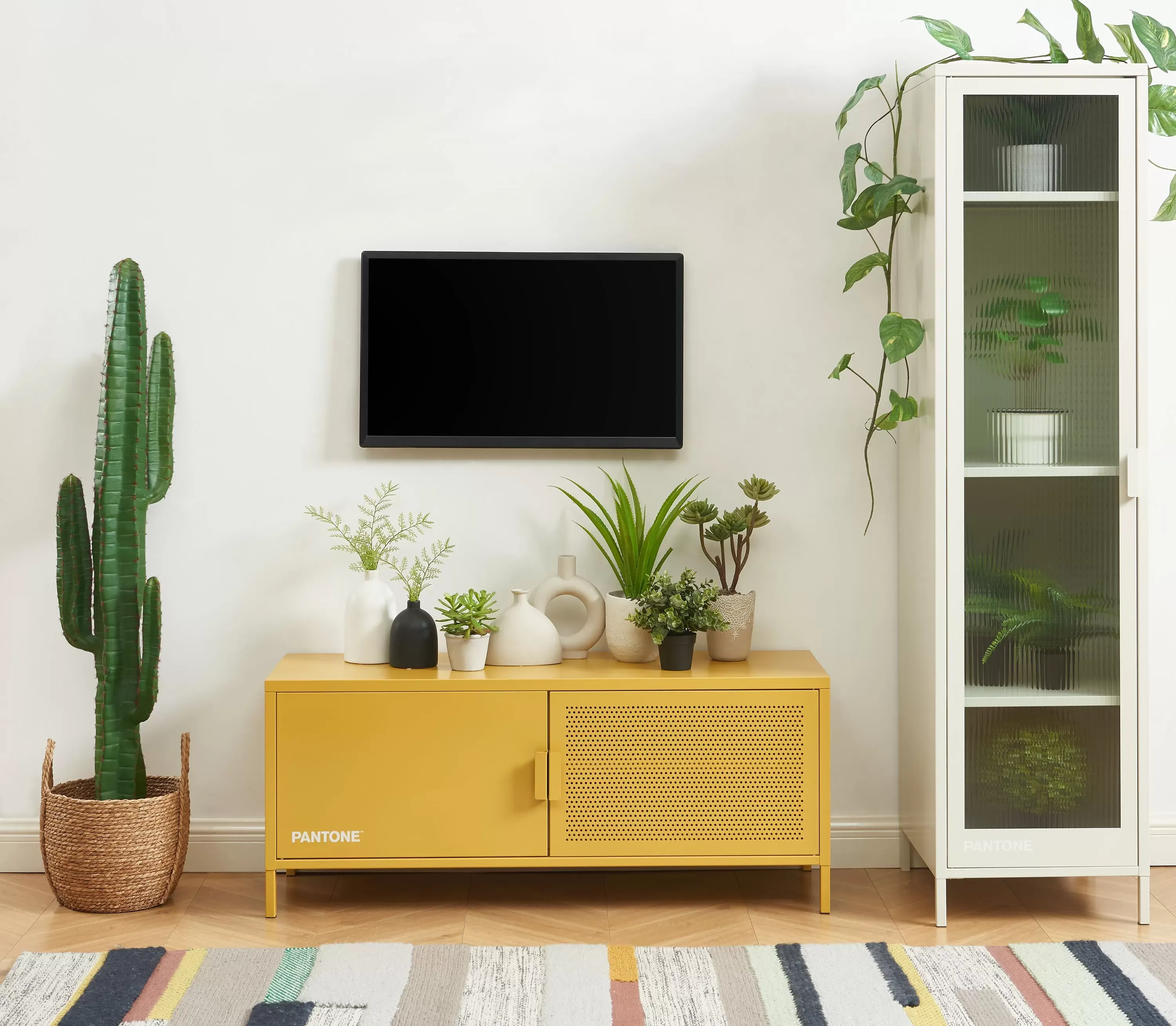 Illustration numéro 2 du produit Meuble TV jaune moutarde 120cm