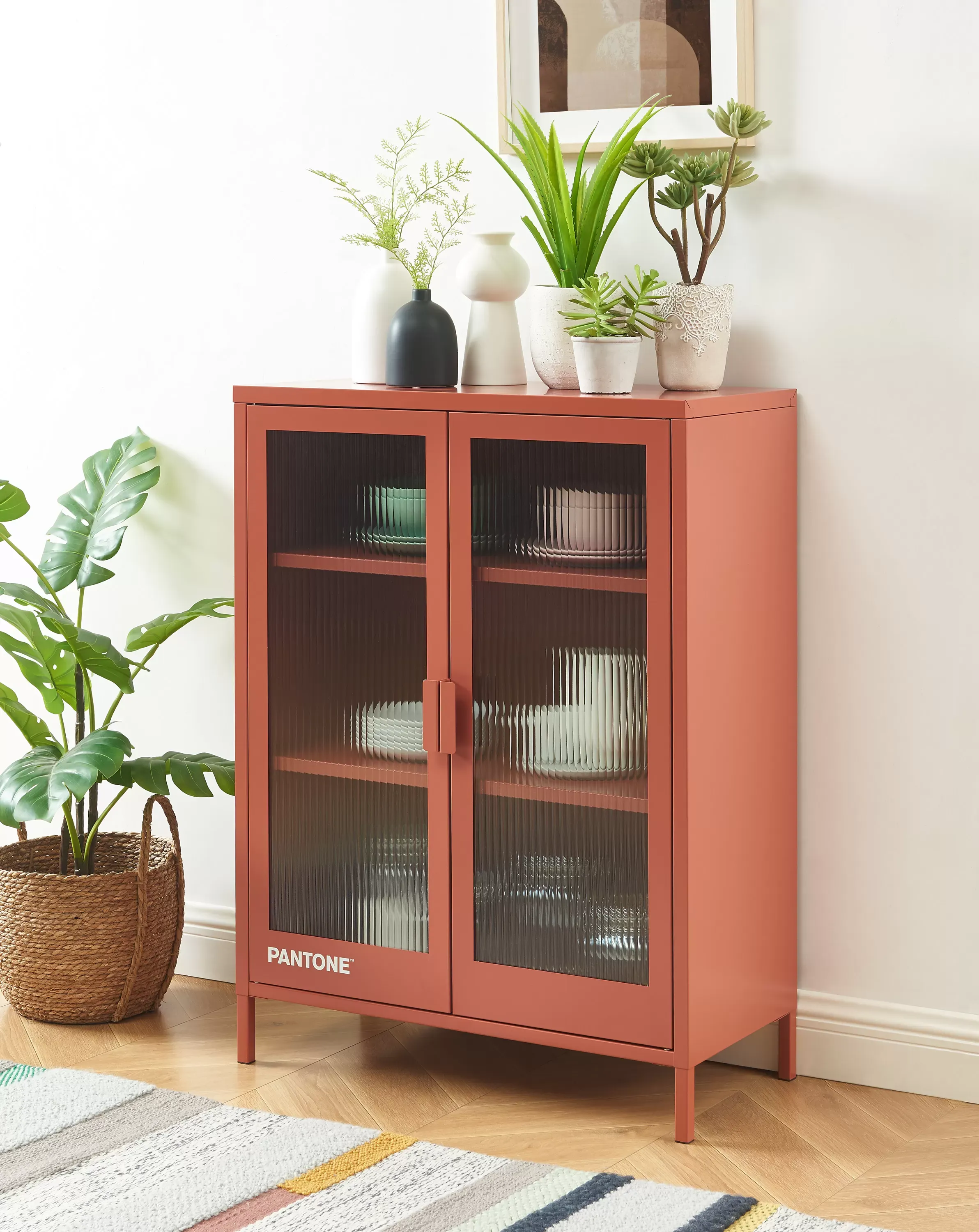 Illustration numéro 2 du produit Buffet terracotta portes en verre cannelé