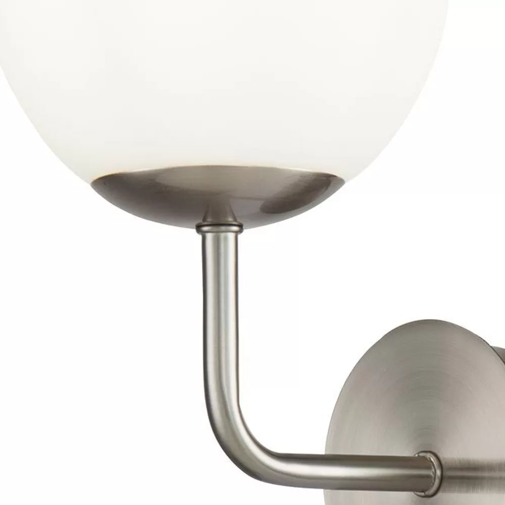 Illustration numéro 2 du produit Applique avec structure métallique en nickel et sphère en verre