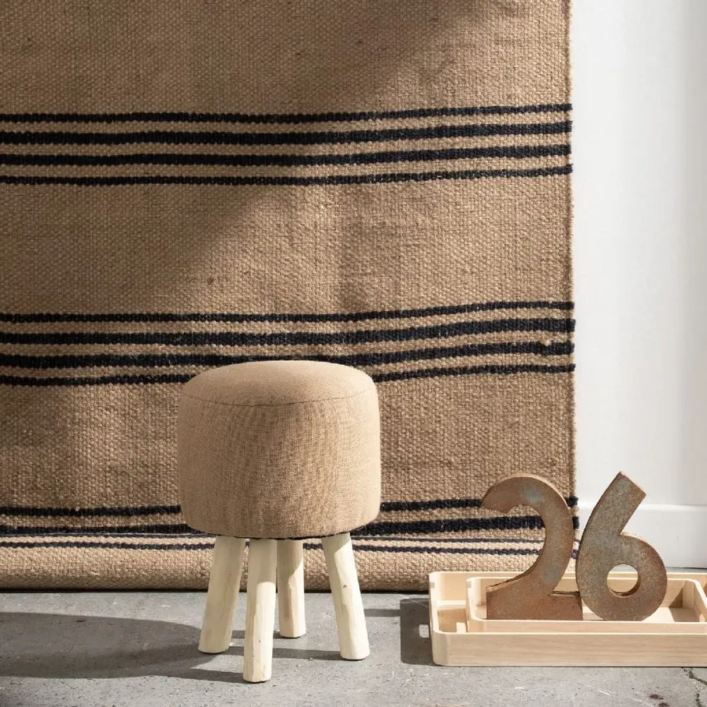 Illustration numéro 2 du produit Tabouret bois et jute  TU