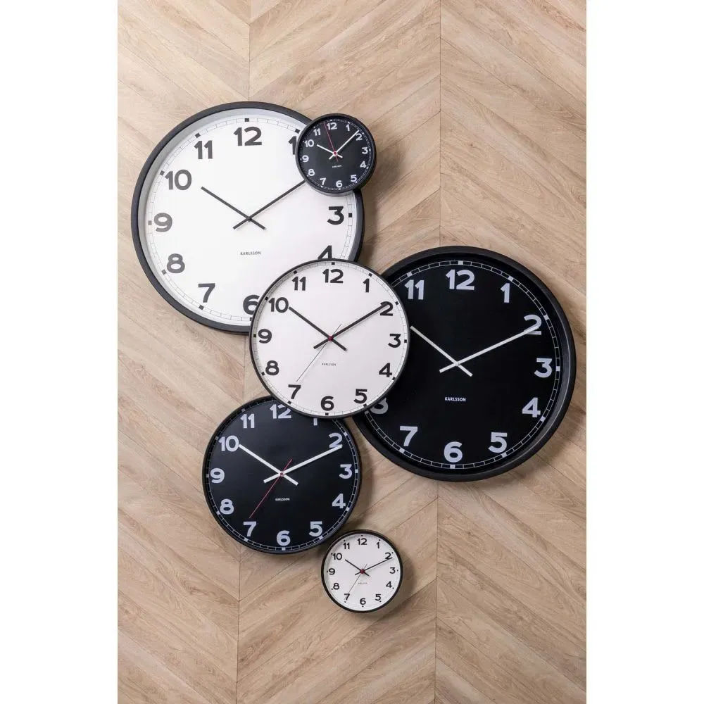 Illustration numéro 2 du produit Horloge murale fer noir Ø20cm