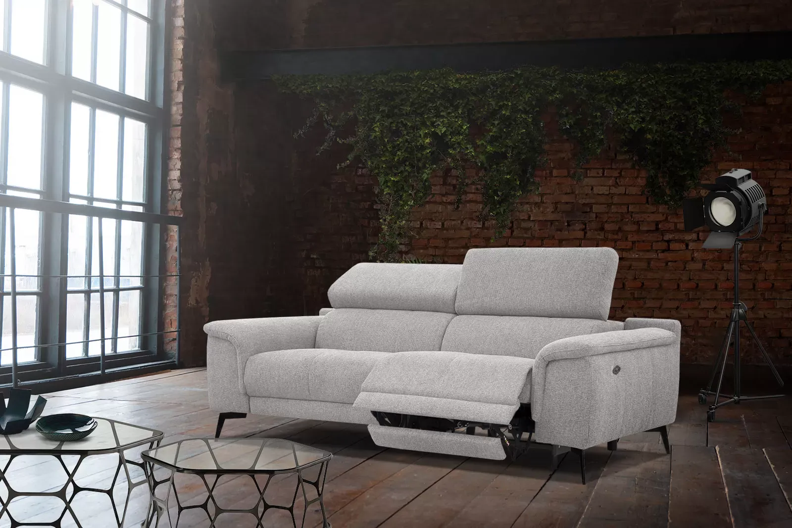 Illustration numéro 2 du produit Canapé 3 places avec 1 fonction relax et appuie-tête réglables, beige