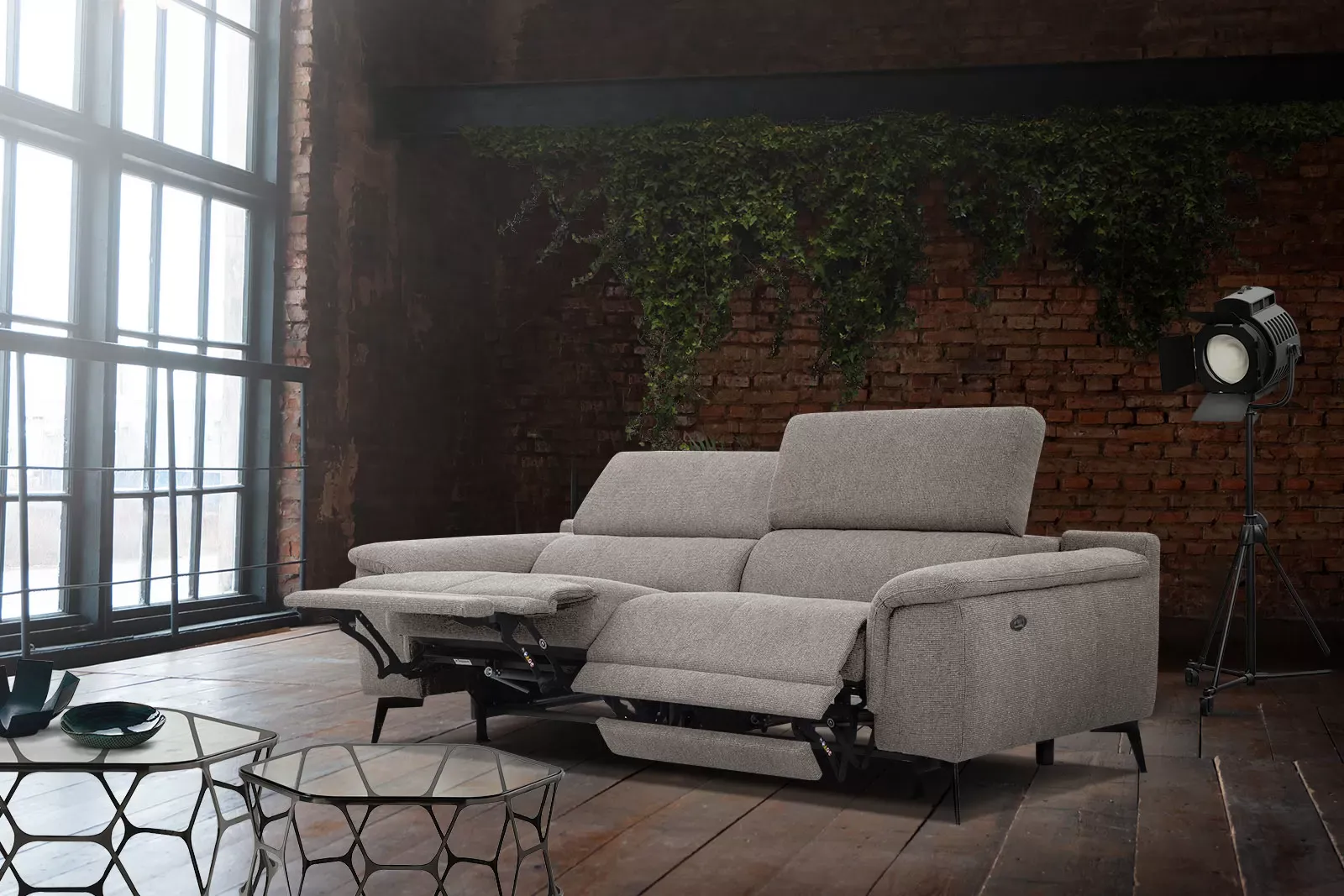 Illustration numéro 2 du produit Canapé 3 places avec 2 fonctions de relaxation, beige