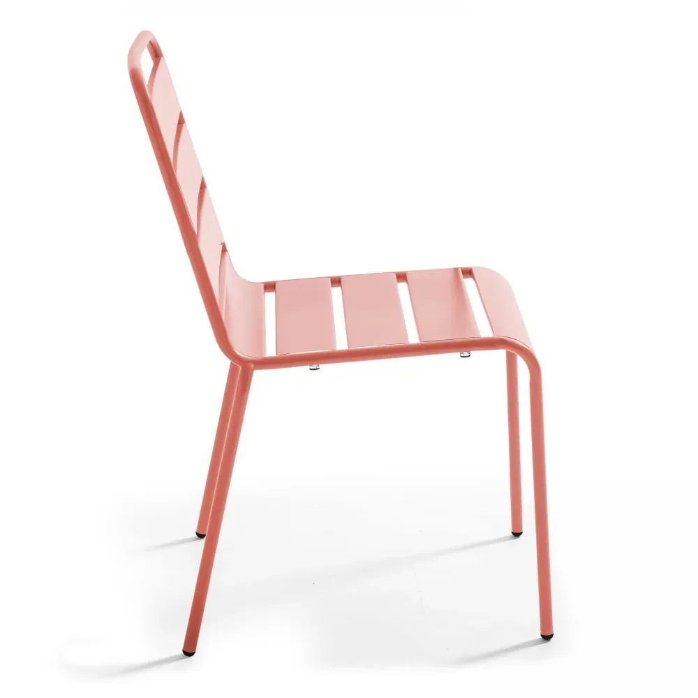 Illustration numéro 2 du produit Chaise de jardin en métal argile