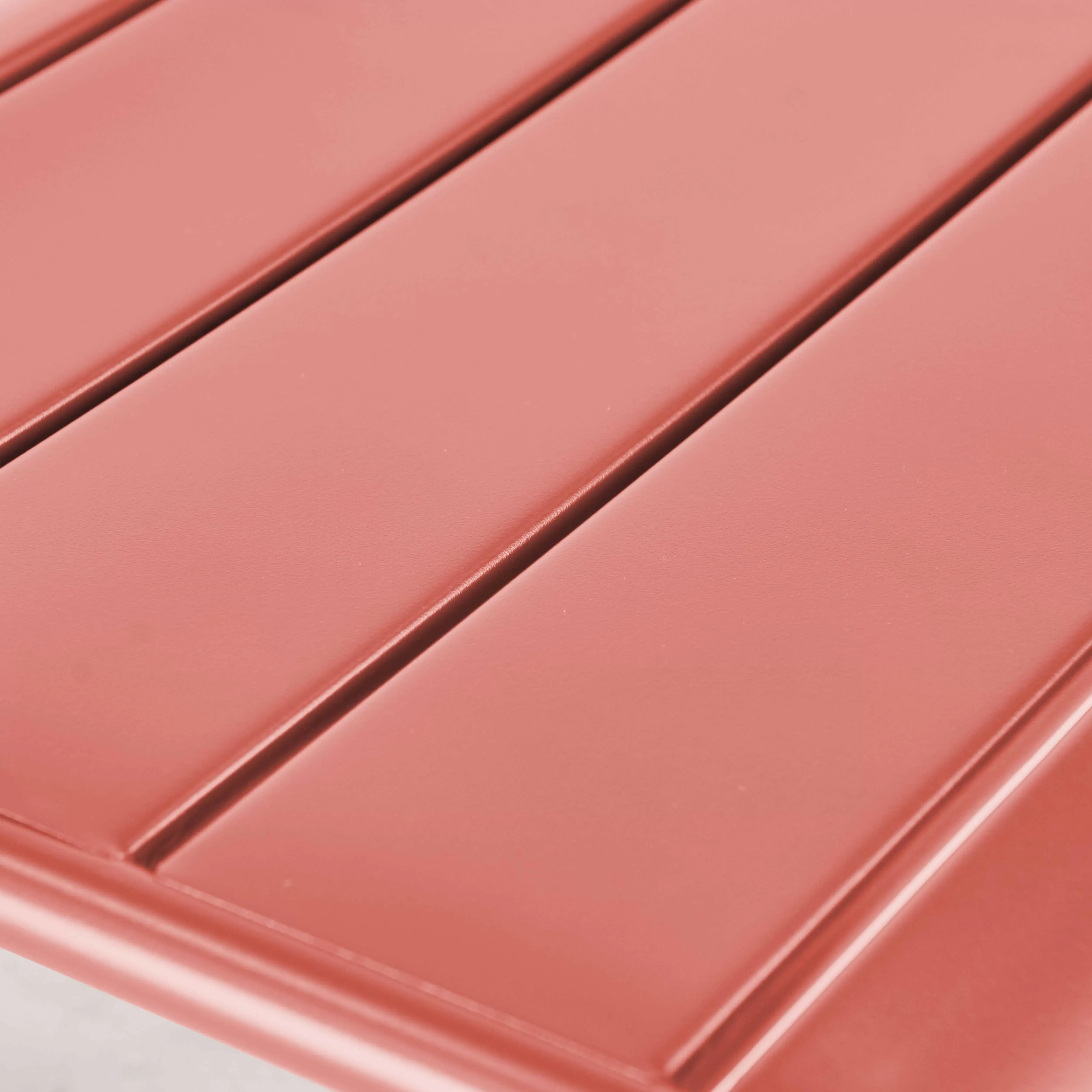 Illustration numéro 2 du produit Repose pied en métal argile