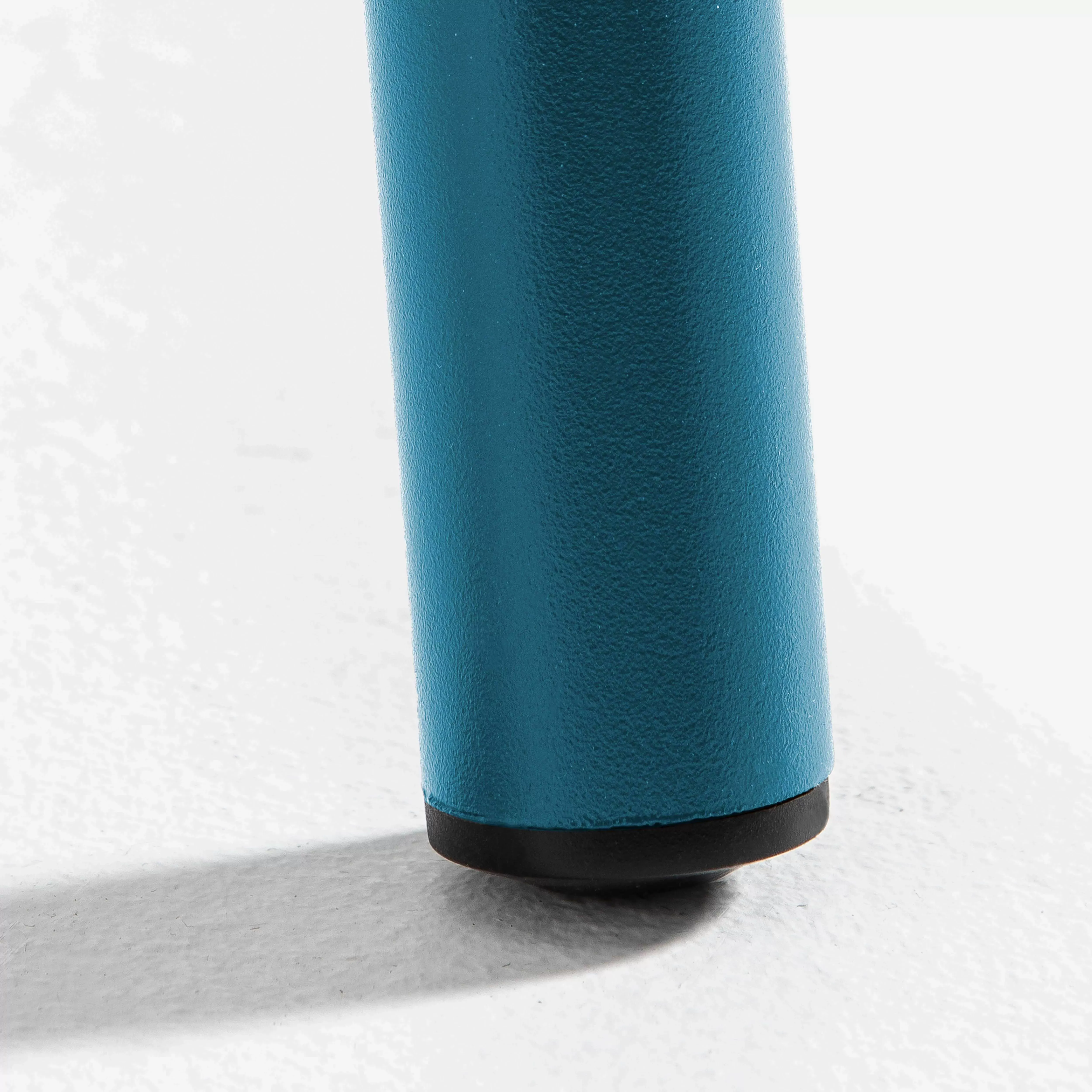 Illustration numéro 2 du produit Table haute de jardin en métal bleu pacific 120 cm