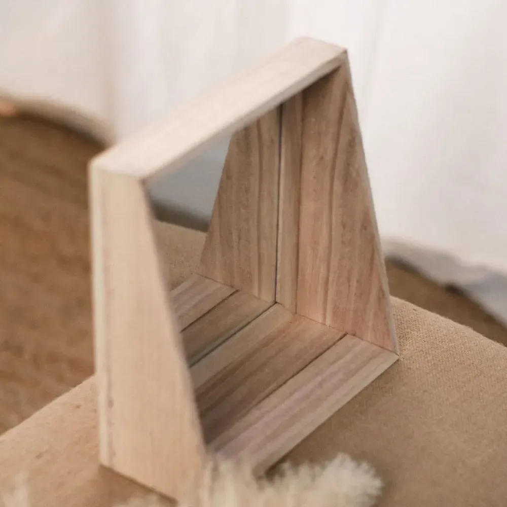 Illustration numéro 2 du produit Miroir à poser rectangulaire  TU