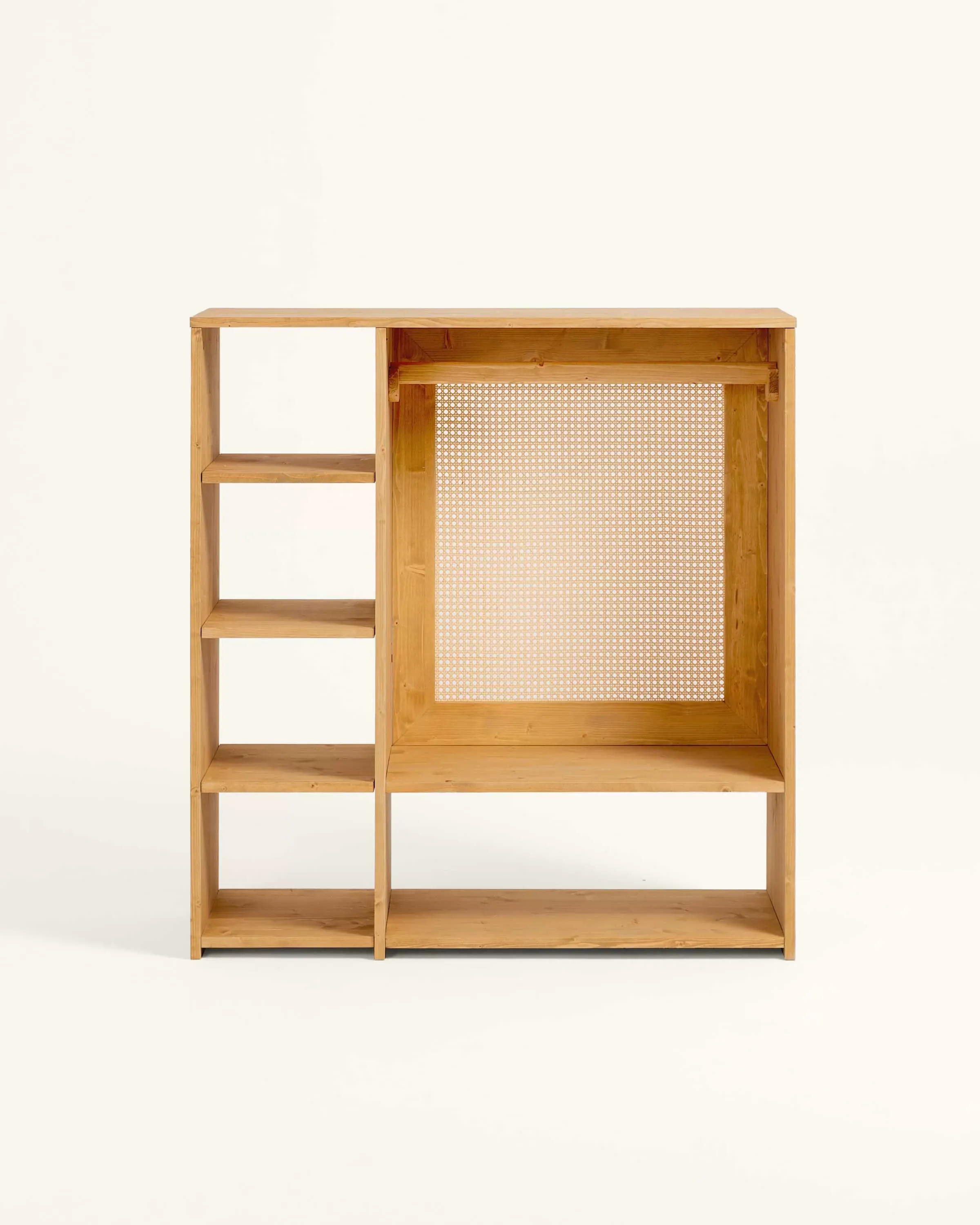 Illustration numéro 2 du produit Armoire Montessori en bois de couleur marron clair