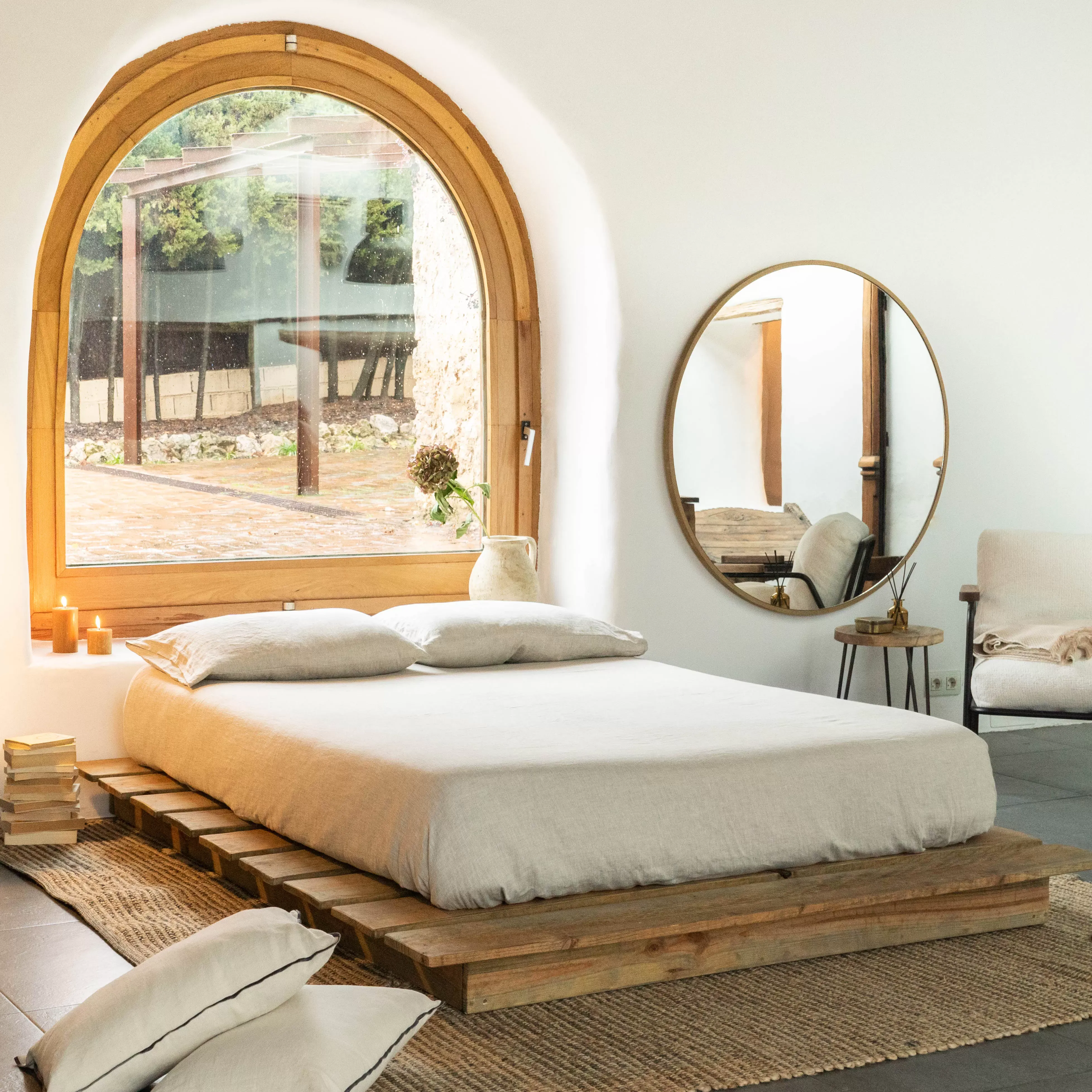 Illustration numéro 2 du produit Tatami double en bois massif de couleur marron 150 cm