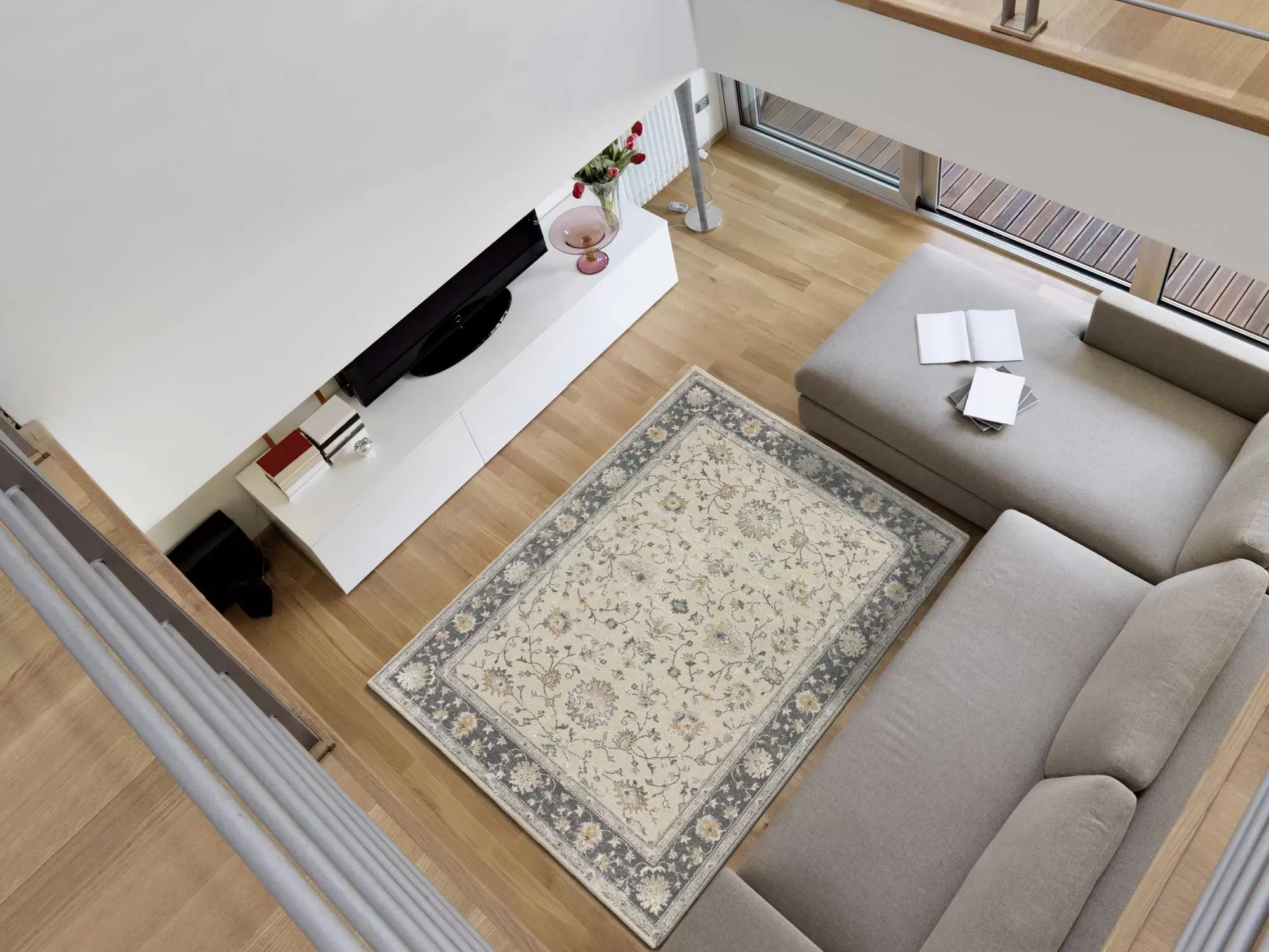 Illustration numéro 2 du produit Tapis à relief vintage beige/gris 133x190 cm